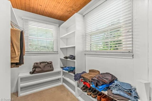 1843 Thompson Drive, Winston-salem, NC 27127