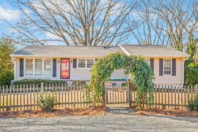 1843 Thompson Drive, Winston-salem, NC 27127