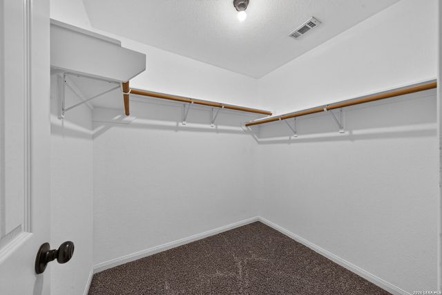6121 Luckey Run, San Antonio, TX 78252