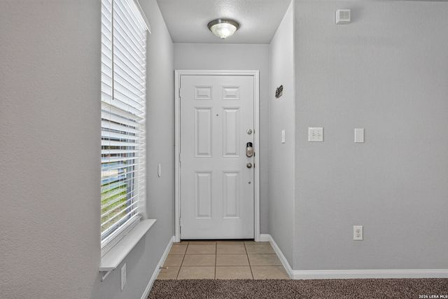 6121 Luckey Run, San Antonio, TX 78252
