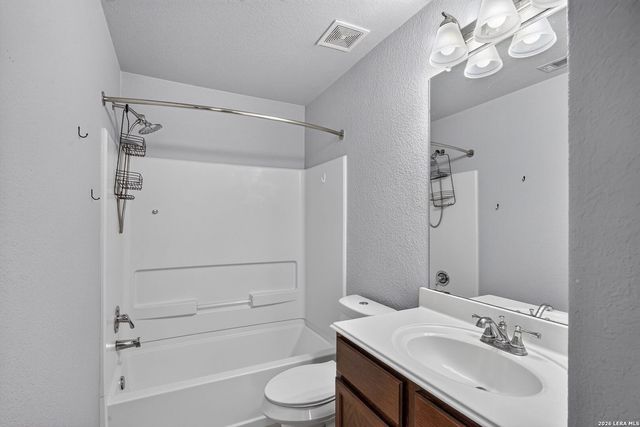 6121 Luckey Run, San Antonio, TX 78252