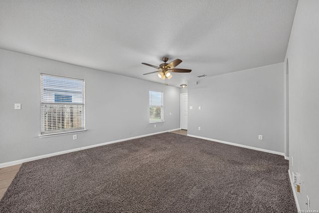 6121 Luckey Run, San Antonio, TX 78252