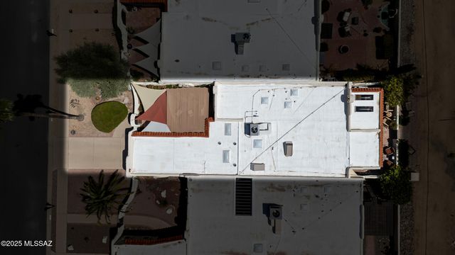 211 S Circulo Napa, Green Valley, AZ 85614