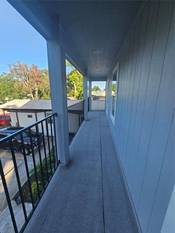 4724 4th Units B,C,D,E Street, Bacliff, TX 77518