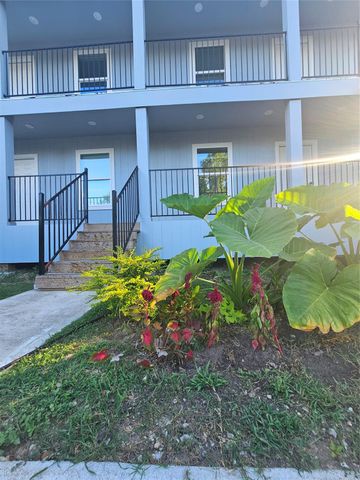 4724 4th Units B,C,D,E Street, Bacliff, TX 77518