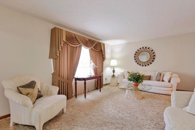 2639 Halleck Drive, Columbus, OH 43209