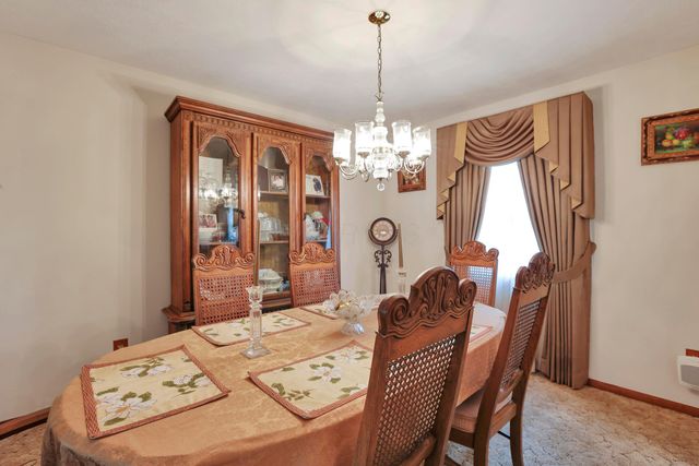 2639 Halleck Drive, Columbus, OH 43209