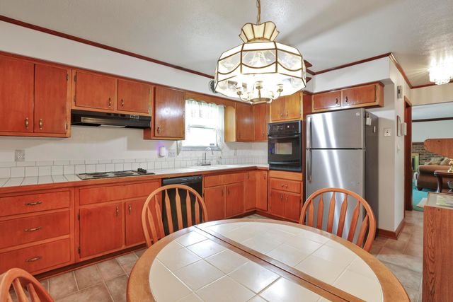 2639 Halleck Drive, Columbus, OH 43209