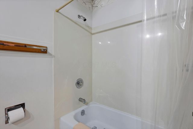 2639 Halleck Drive, Columbus, OH 43209