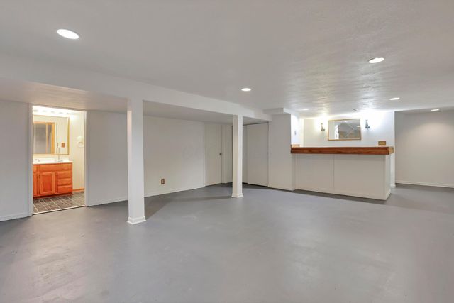 2639 Halleck Drive, Columbus, OH 43209