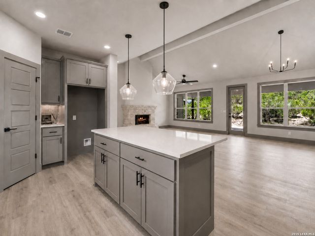 831 Lasso Loop, Canyon Lake, TX 78133