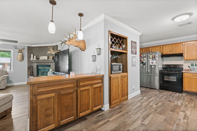 1908 Joslin Street, Cleburne, TX 76033