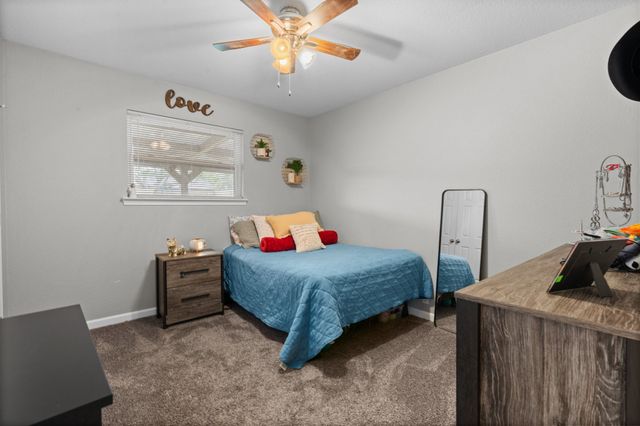 1908 Joslin Street, Cleburne, TX 76033