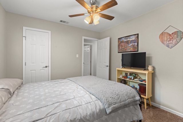 1908 Joslin Street, Cleburne, TX 76033