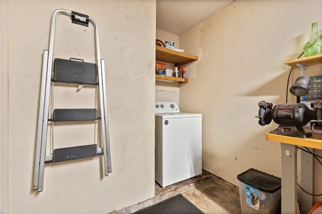 1908 Joslin Street, Cleburne, TX 76033