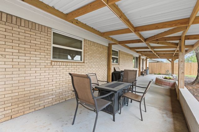 1908 Joslin Street, Cleburne, TX 76033