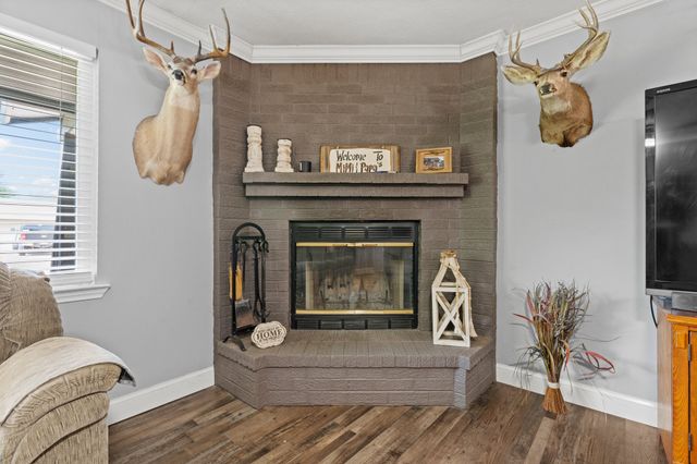 1908 Joslin Street, Cleburne, TX 76033