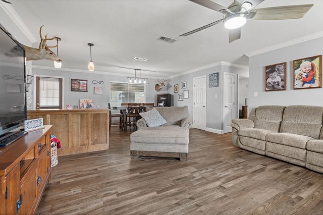1908 Joslin Street, Cleburne, TX 76033