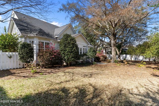 6122 River Sound Circle, Southport, NC 28461