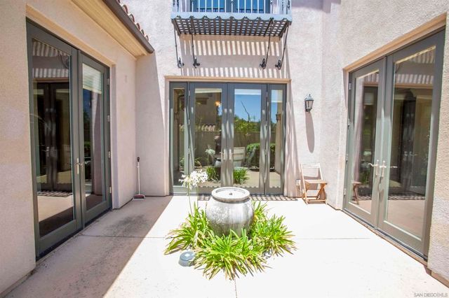 16632 Rose Of Tralee Ln, San Diego, CA 92127