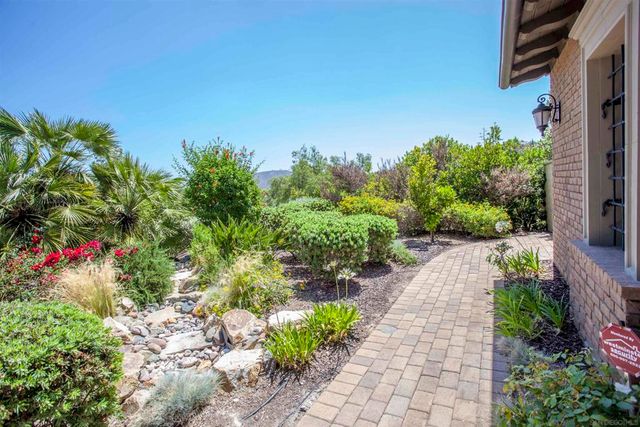 16632 Rose Of Tralee Ln, San Diego, CA 92127