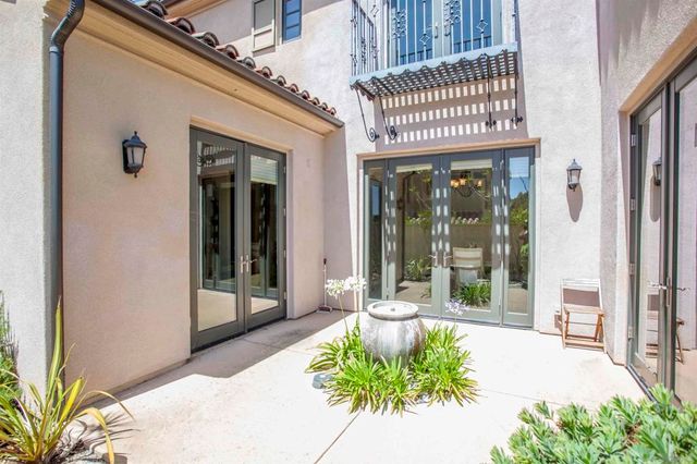 16632 Rose Of Tralee Ln, San Diego, CA 92127