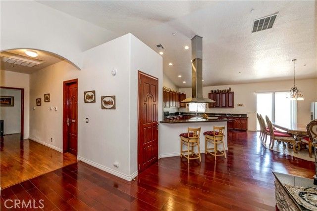 3789 Luna Road, Phelan, CA 92371