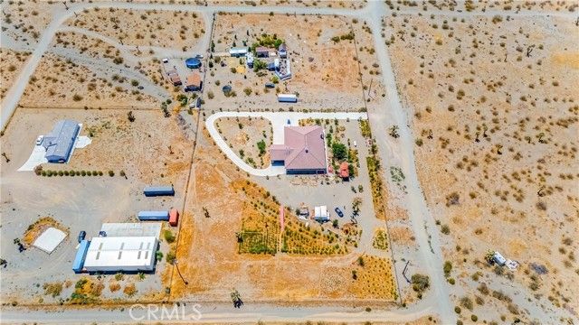 3789 Luna Road, Phelan, CA 92371