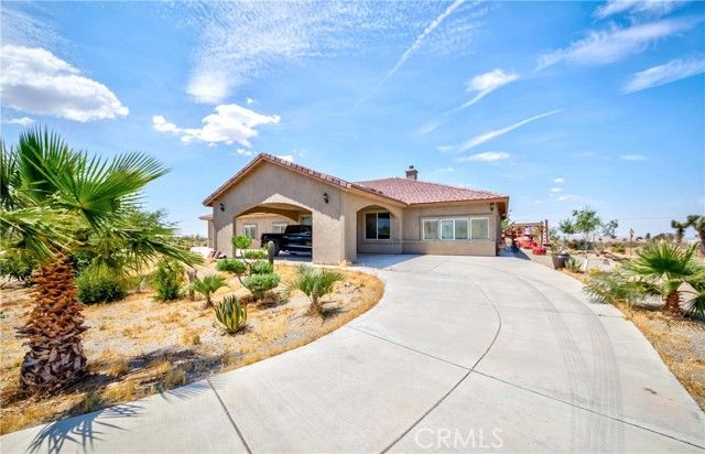 3789 Luna Road, Phelan, CA 92371
