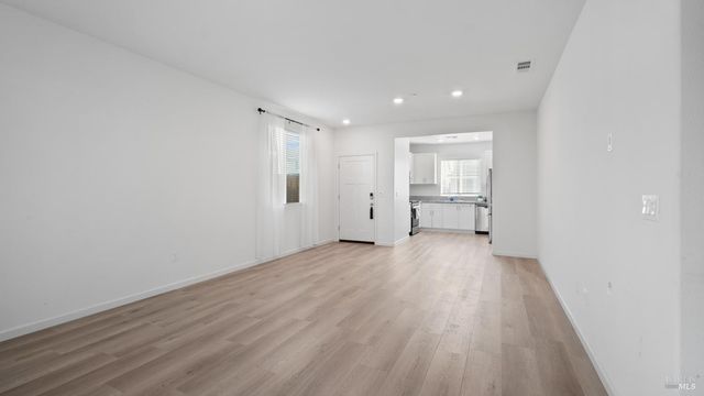 1464 descanso Ln, Fairfield, CA 94533