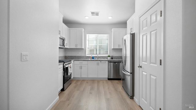 1464 descanso Ln, Fairfield, CA 94533