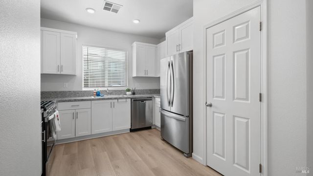 1464 descanso Ln, Fairfield, CA 94533