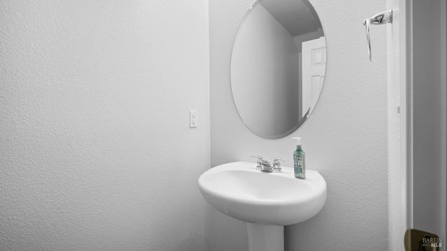 1464 descanso Ln, Fairfield, CA 94533