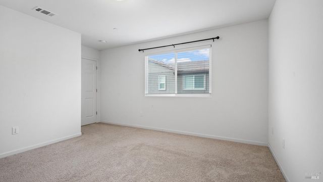 1464 descanso Ln, Fairfield, CA 94533