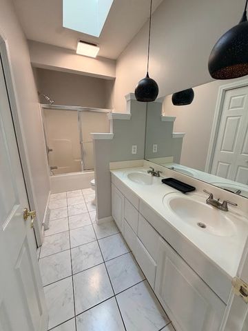 176 Genovevo Drive, Ludlow, MA 01056
