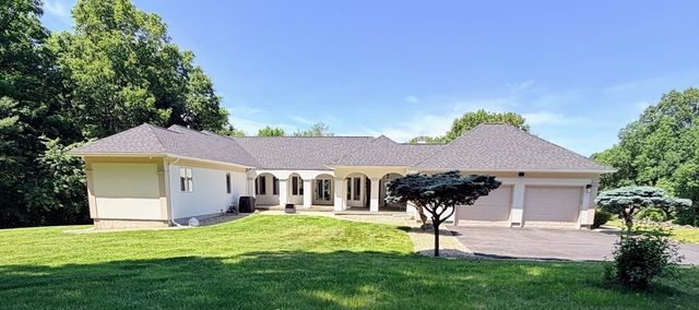 176 Genovevo Drive, Ludlow, MA 01056