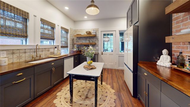 644 W 7TH Street, Erie, PA 16502