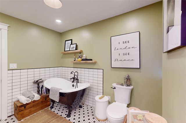 644 W 7TH Street, Erie, PA 16502
