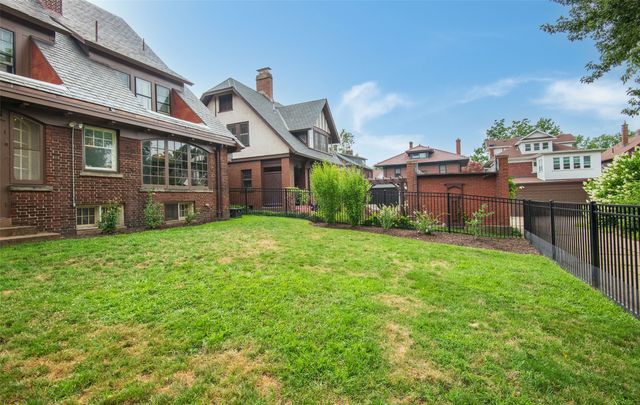 644 W 7TH Street, Erie, PA 16502