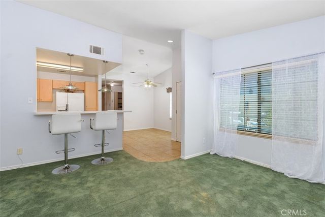 1080 Moon Shadow Court, Hemet, CA 92545