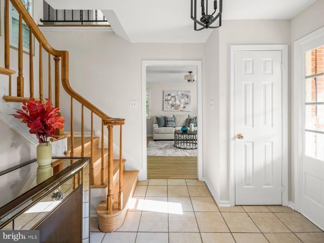 4302 DAHILL PL, Alexandria, VA 22312