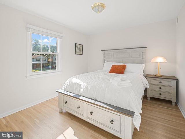 4302 DAHILL PL, Alexandria, VA 22312