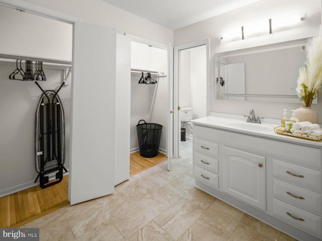 4302 DAHILL PL, Alexandria, VA 22312