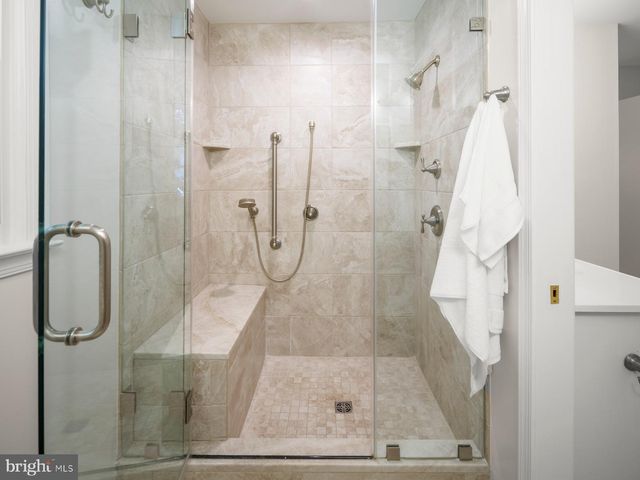 4302 DAHILL PL, Alexandria, VA 22312