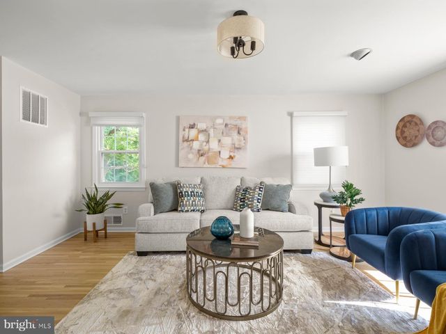 4302 DAHILL PL, Alexandria, VA 22312