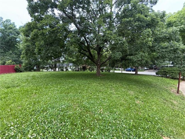 7401 Greeley Avenue, Kansas City, KS 66109