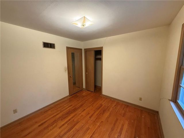 7401 Greeley Avenue, Kansas City, KS 66109