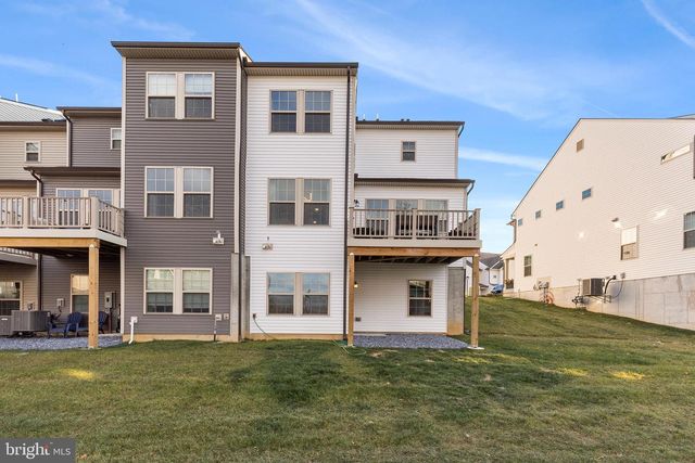 348 MILTON STAMP DR, Glen Mills, PA 19342