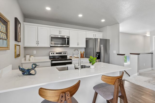 1365 SE Parkview Crossing Drive, Waukee, IA 50263