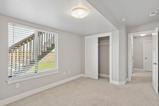 1365 SE Parkview Crossing Drive, Waukee, IA 50263
